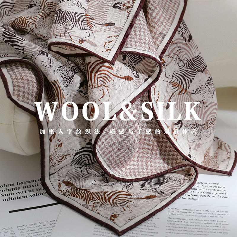 静奢唯美！双面动物丝毛围巾女春秋季真丝羊毛方巾保暖披肩两用女