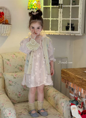 FLL·26春~花朵纱纱连衣裙54032  领口可能会扎 花朵容易咬纱