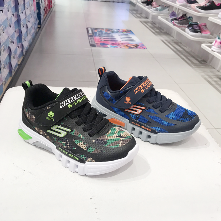 斯凯奇新款男童鞋闪灯鞋
