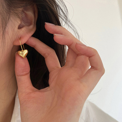 ins简约金色桃心耳钉小众设计