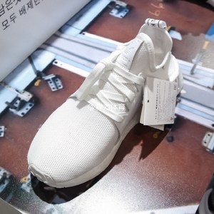 现货Adidas NMDXR1黑白纯白武士男女Boost休闲跑步鞋小白鞋BY9922