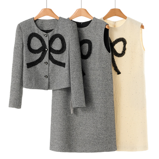 绍 春装 轻奢感亮片蝴蝶结连衣裙外套组合602 迪 西湖阁老