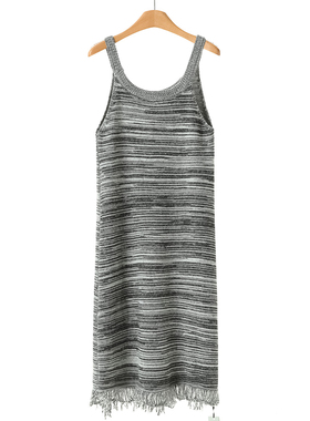 西湖阁老【卡拉】冬装 条纹吊带流苏针织连衣裙022