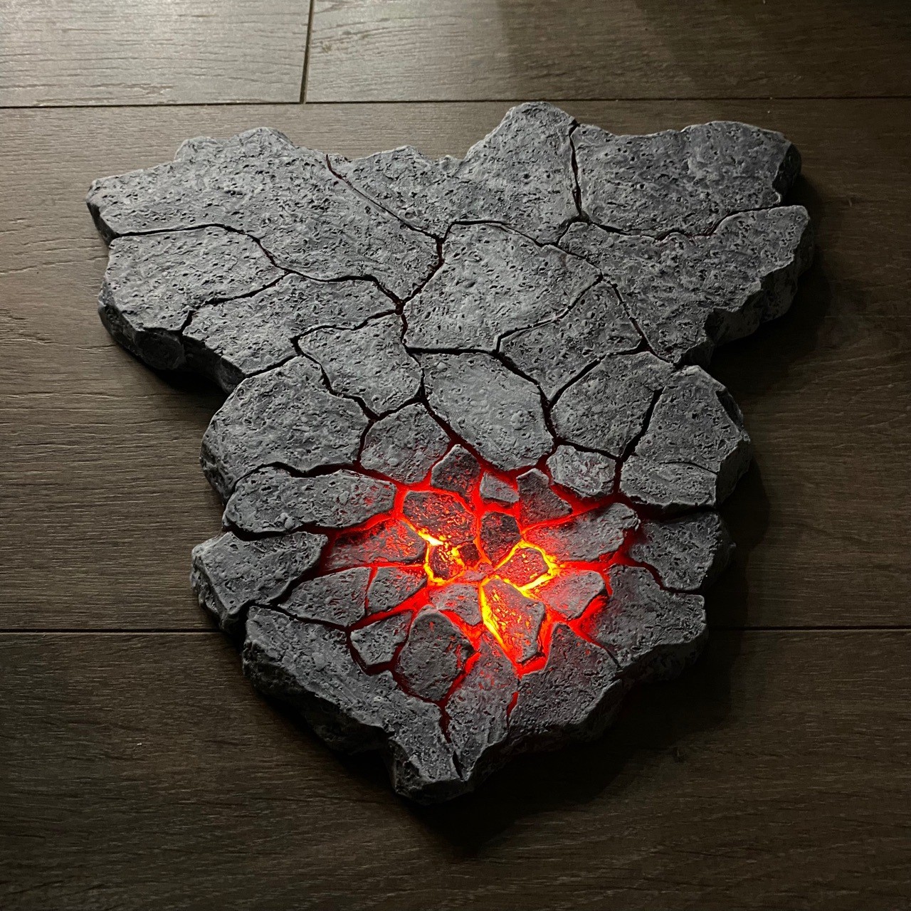 岩浆发光地台发光机甲兵人战锤手办摆件机甲兵人模型地场景台底座