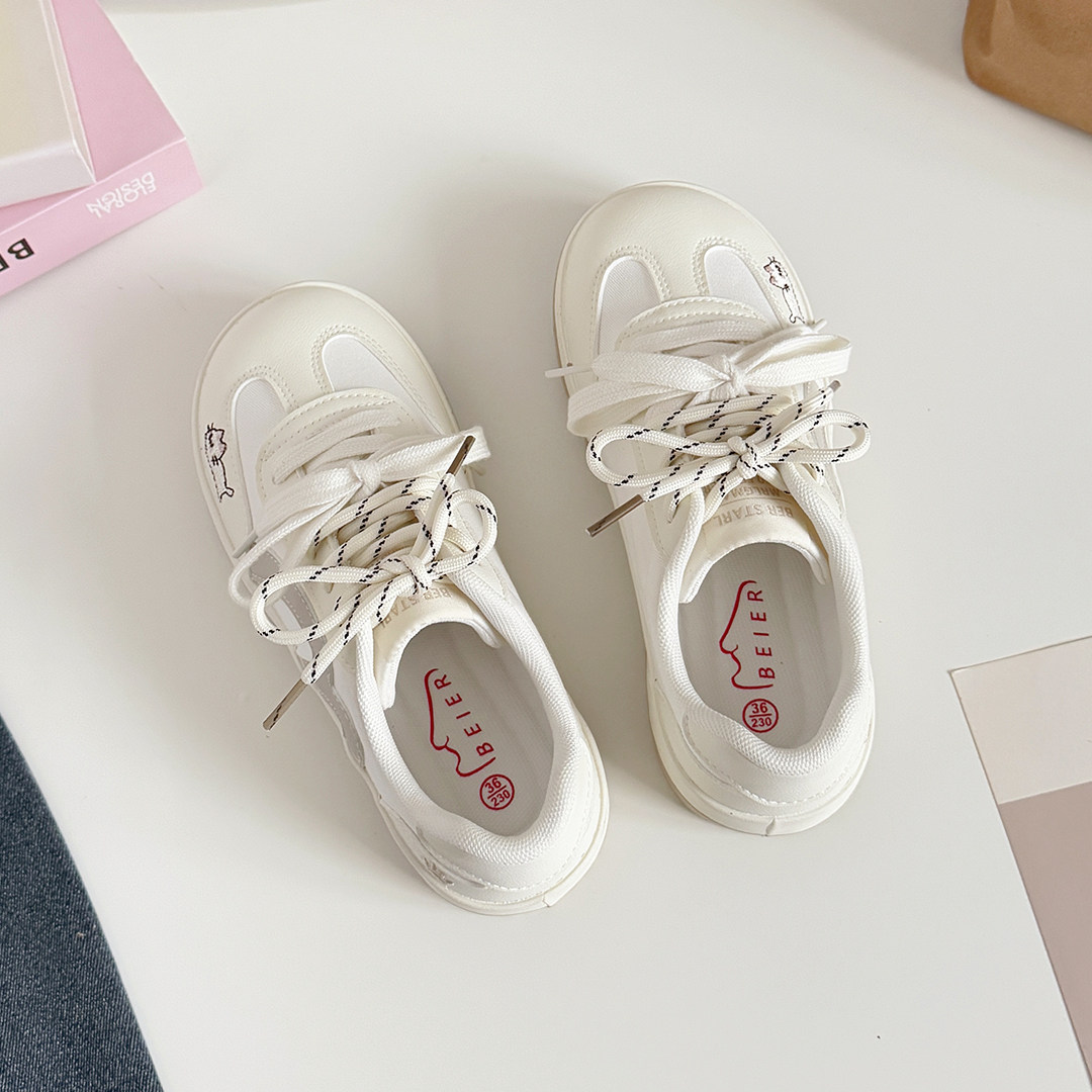 女童鞋子小白鞋春款2026新款中大童学生板鞋透气软底休闲运动鞋