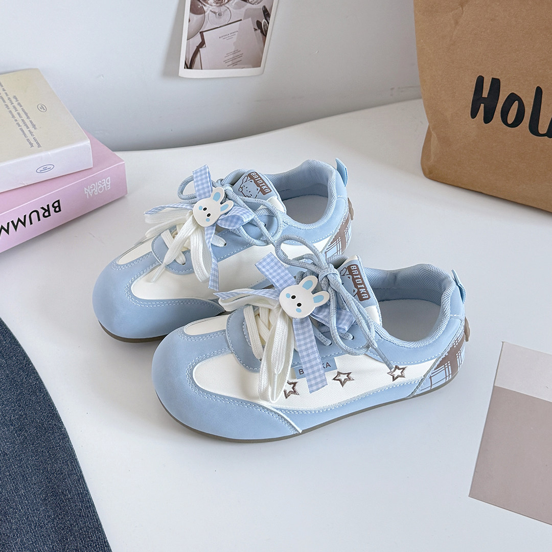 女童鞋子春款2026新款女孩百搭休闲运动鞋透气软底大童学生德训鞋