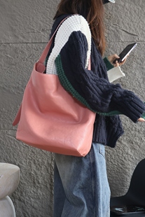 独行野兽原创头层植鞣牛皮水桶包真皮女包大容量托特包单肩斜挎包