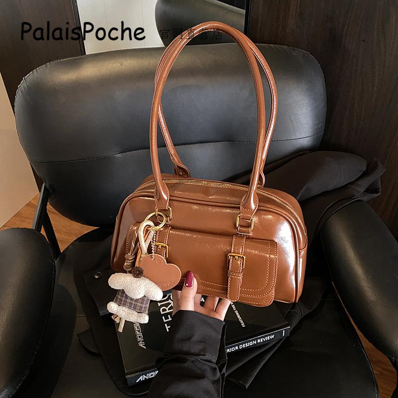 复古高级感女包2025新款通勤包