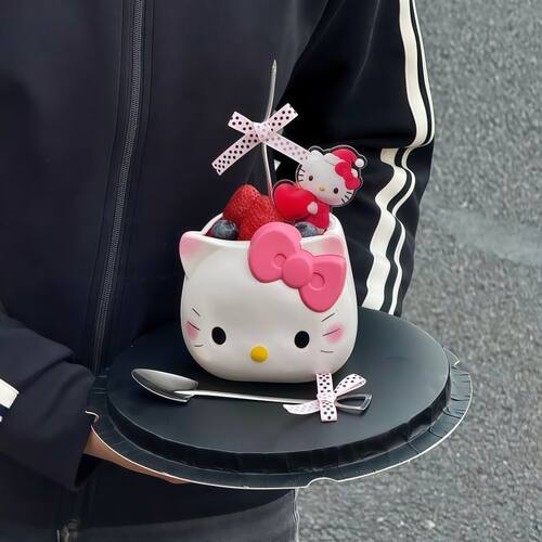 网红草莓猫咪KT甜品蛋糕kt装饰造型可爱凯蒂猫盒烘焙水果甜品装扮