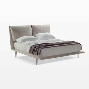 Poltrona frau意式极简约john-john约翰小象耳朵床悬浮高脚双人床