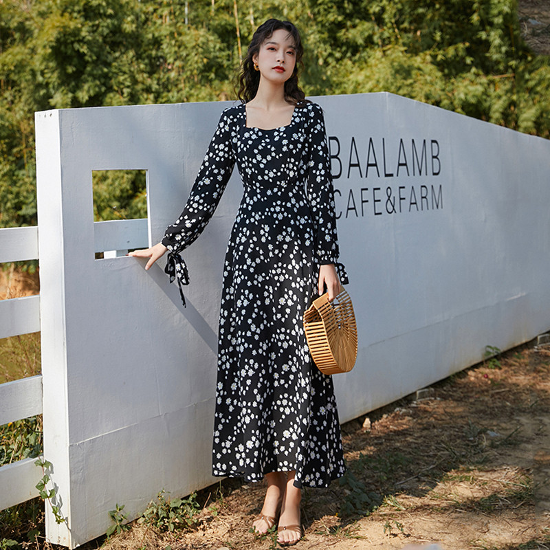 French Retro Dress Chiffon square neck black Long sleeve Maxi dress have more cash than can be accounted for Waist Broken flowers Seaside on vacation longuettein the Play mode/Anime/Periphery/cos/Board games ,  Cosplay Apparel/Props/Service ,  Cosplay Women  category - from Buy2taobao.com to provide professional Taobao agent buy service