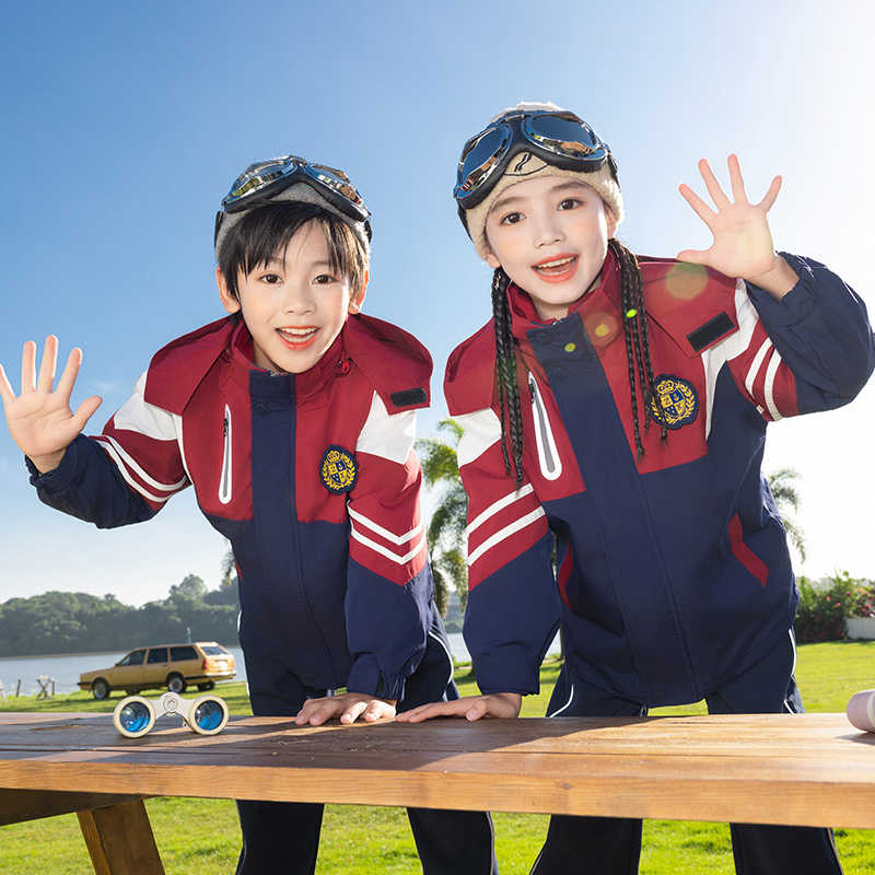 小学生冲锋衣红色三合一校服男童女童秋冬可拆卸三件套幼儿园园服