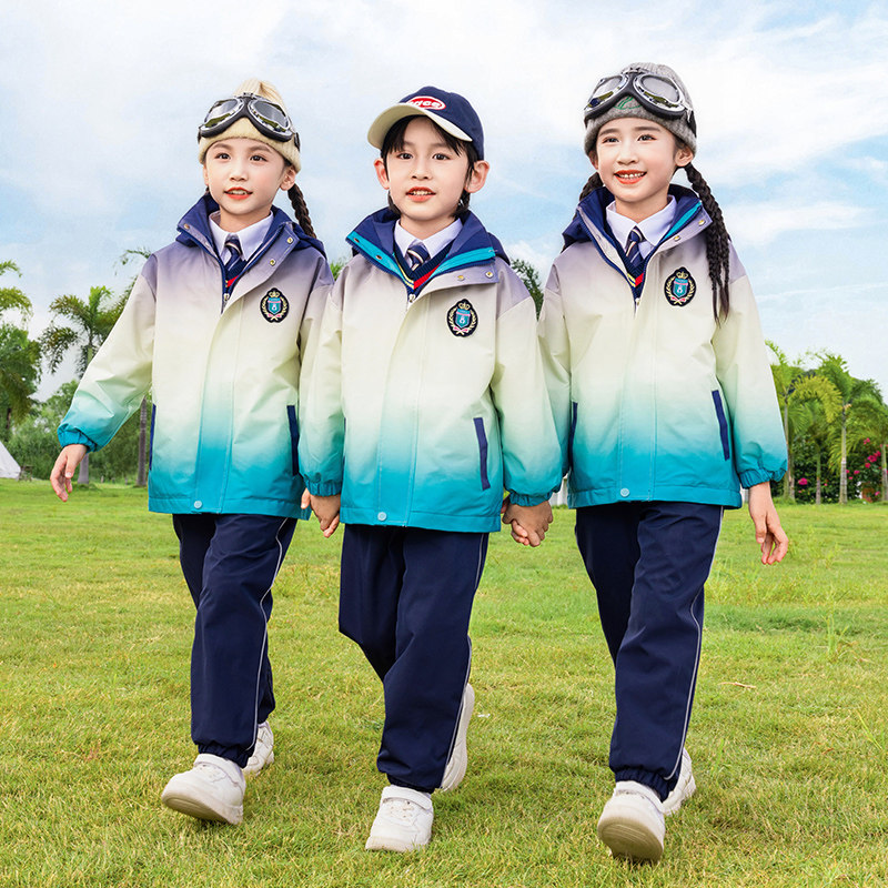 幼儿园服冲锋衣三件套小学