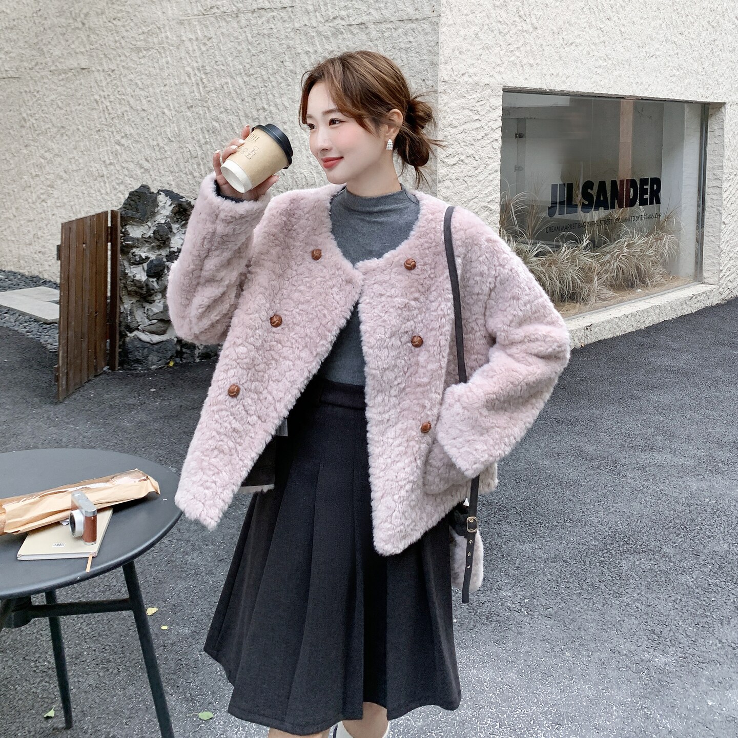 【现货】2025秋冬新款粉色皮毛一体短外套B101-1028-P195-K298,女装短外套,浙宝101