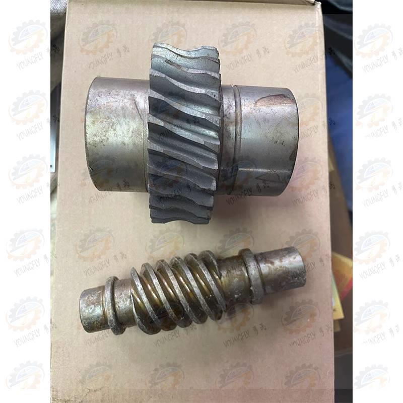 苏州建华 长沙配件厂B690 BYS60100牛头床刨升降蜗轮T48*8 蜗杆