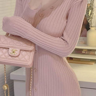 纯欲性感粉色针织连衣裙女秋冬新款 包臀鱼尾毛衣长裙 内搭打底修身