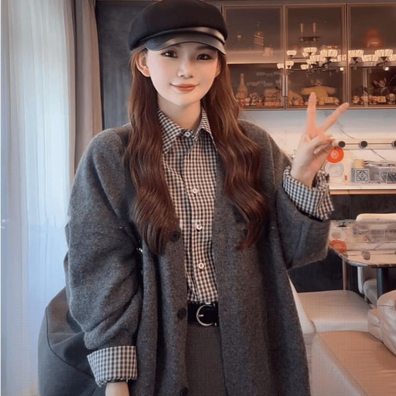 韩版V领慵懒风宽松毛衣外套女2025秋冬新款质显瘦针织开衫上衣