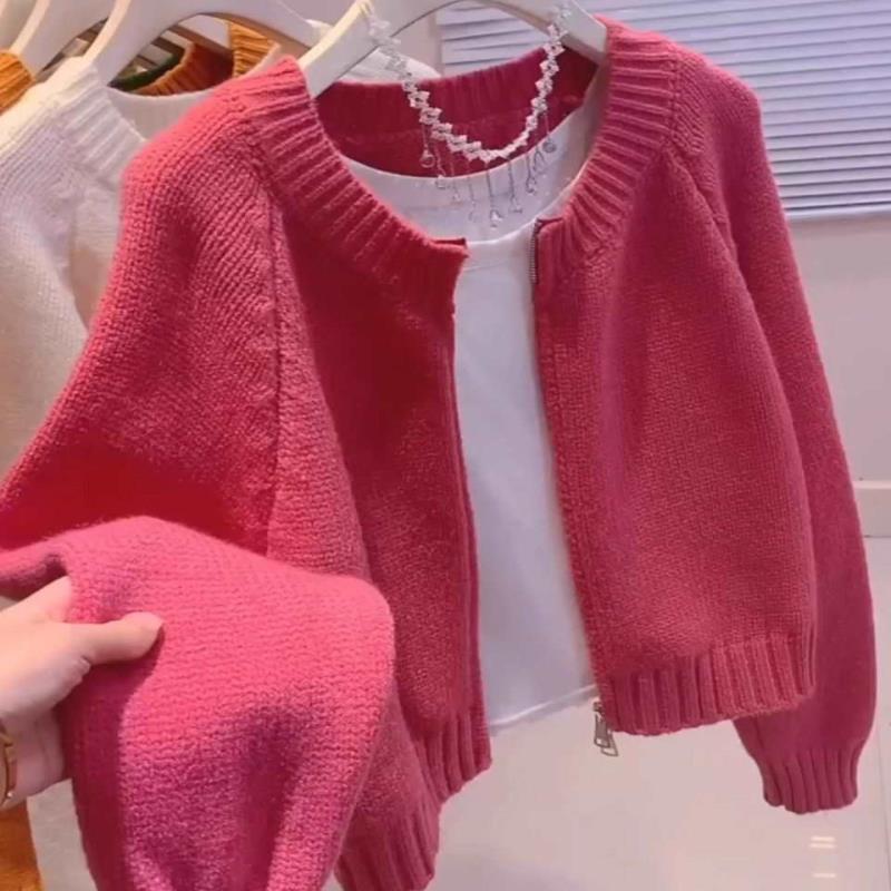玫红色短款毛衣外套女秋季2025新款韩版宽松慵懒外穿拉链针织开衫