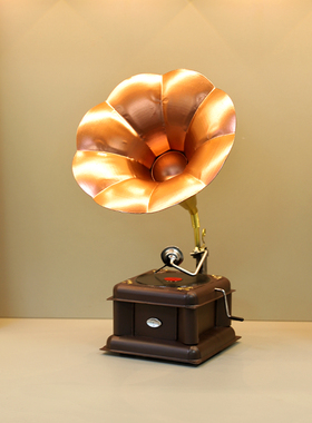 客厅欧式覆古留声机装饰品老式大喇叭铁模型电视柜装饰摄影道具