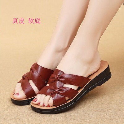 平跟真皮中老年软底室外凉拖鞋