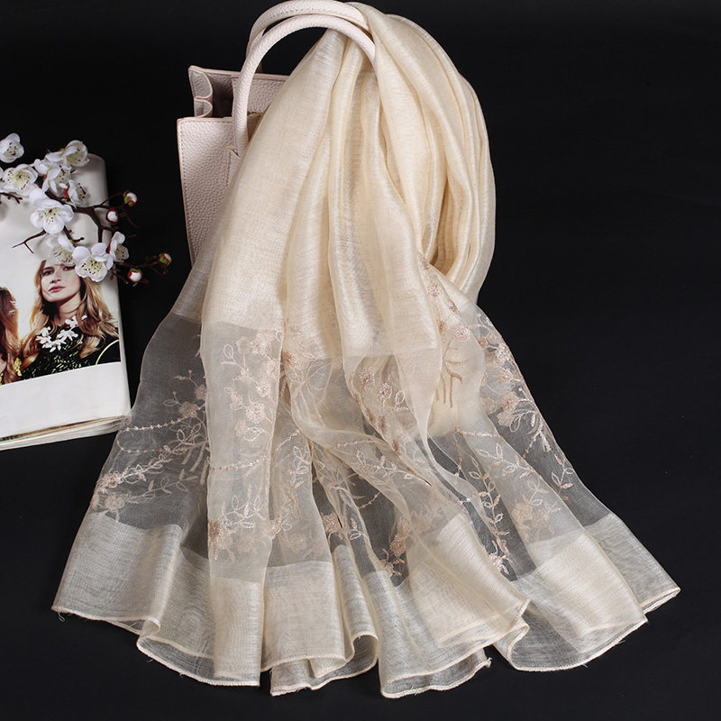 品牌绣花桑蚕丝真丝羊毛混纺杏色丝巾保暖围巾春秋冬季女长款披肩