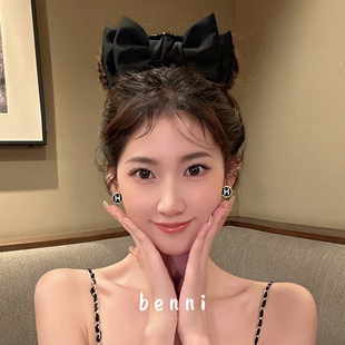 【本尼】蝴蝶结抓夹大号发夹后脑勺黑色发饰在逃公主头饰头顶鲨鱼