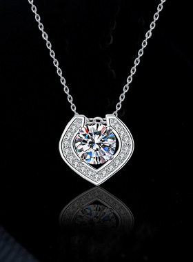 进口s925纯银明星同款莫桑石项链女满钻爱心个性吊坠欧美设计感