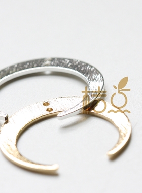 DIY饰品黄铜配件27.2*25.8mm拉丝双孔 月牙 吊坠 几何图形(4188C)