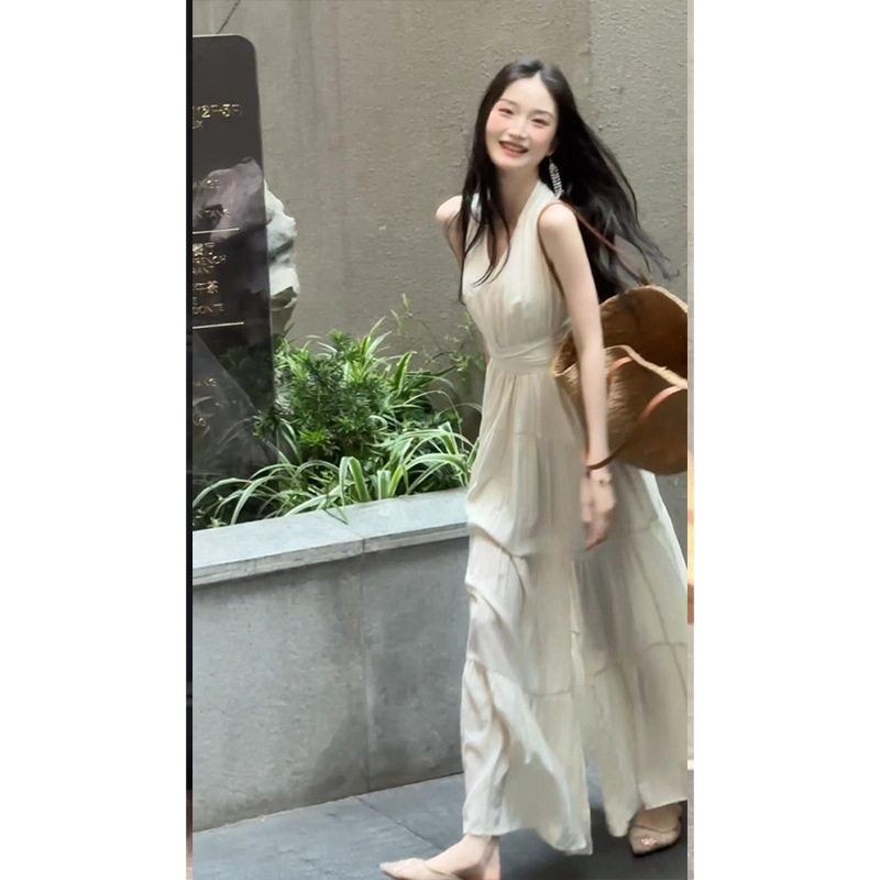 日本进口法式御姐时尚气质连衣裙女2025年夏季新款温柔风冷淡