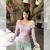 内搭不规则交叉拼接上衣 女2026秋季 纯欲一字肩露肩挂脖长袖 针织衫