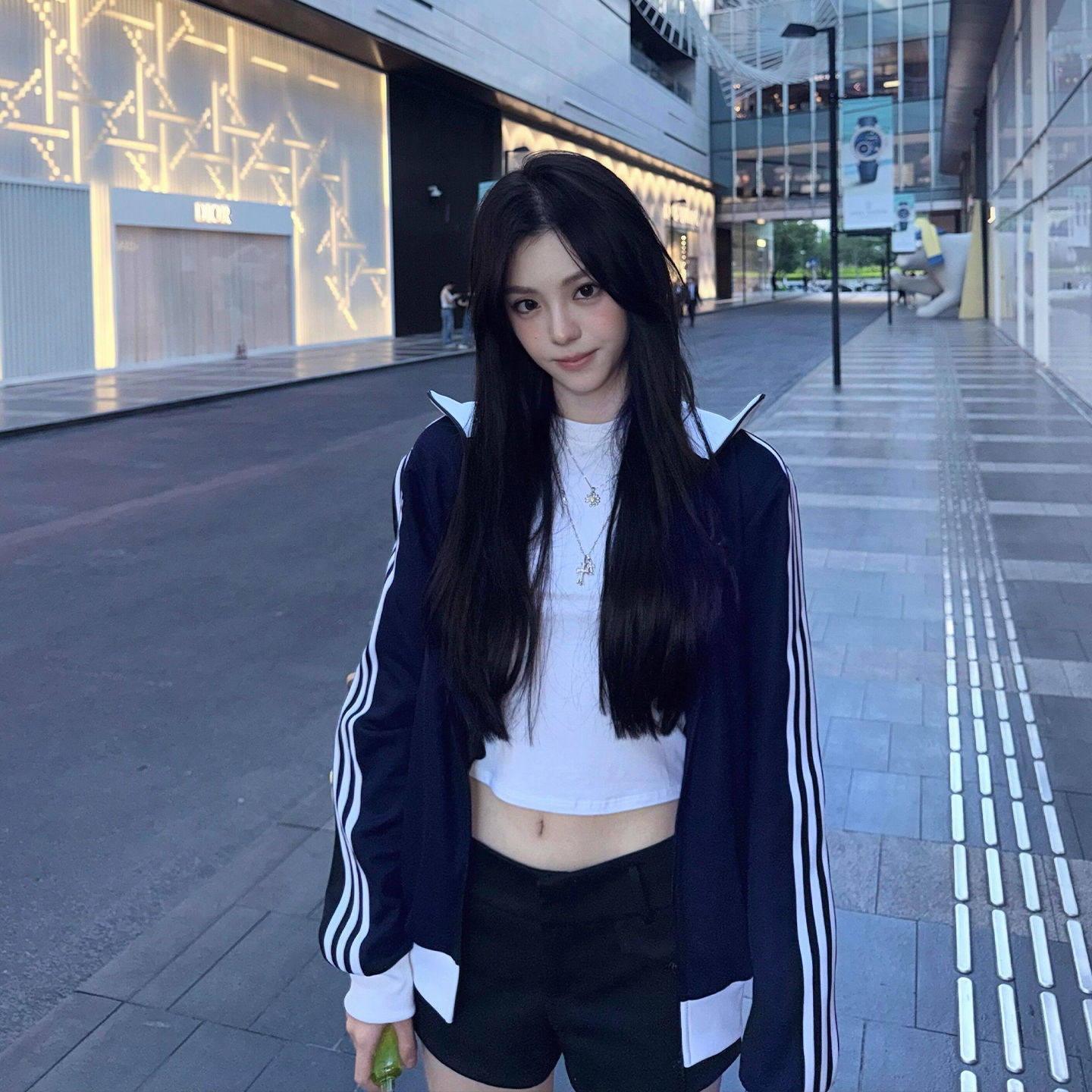 藏青色立领三条杠外套女2026新款早秋季小个子正肩夹克开衫短上衣