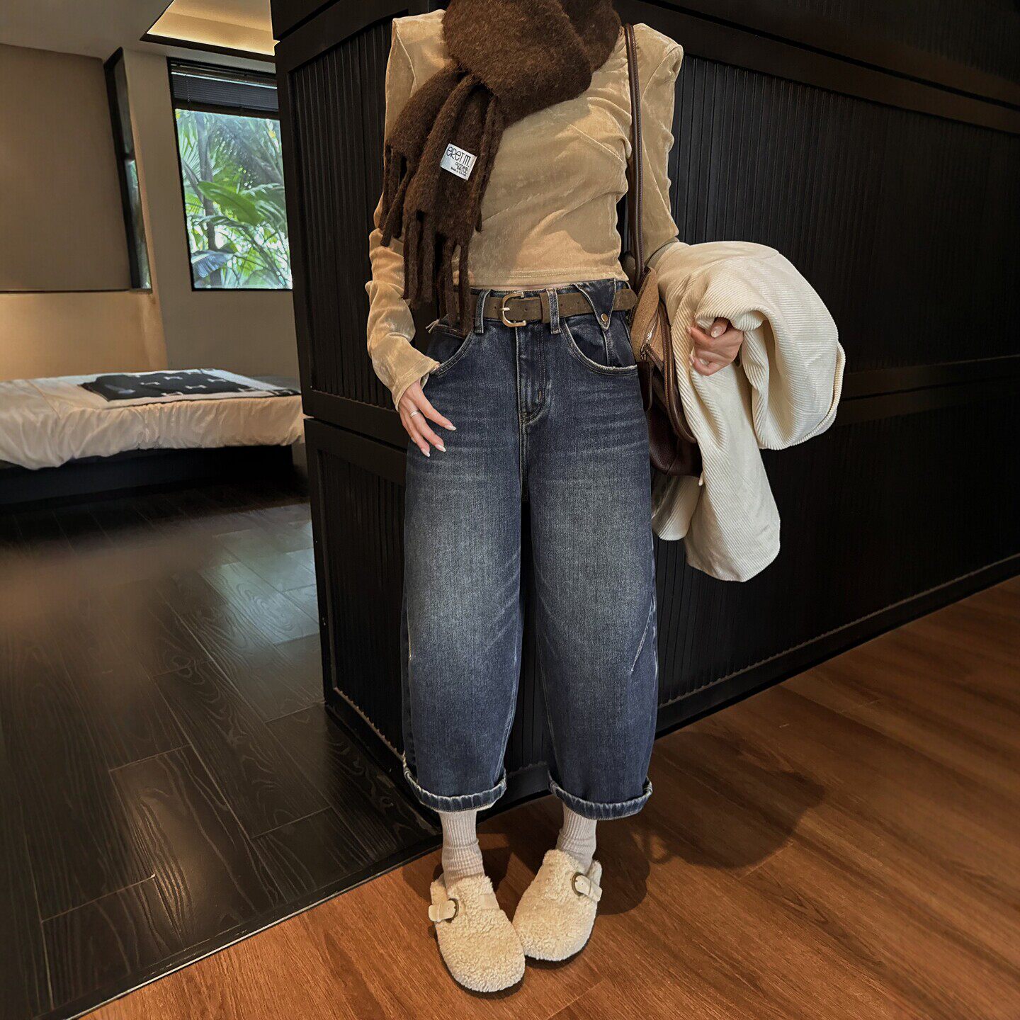 秋冬加绒高腰阔腿九分牛仔裤女