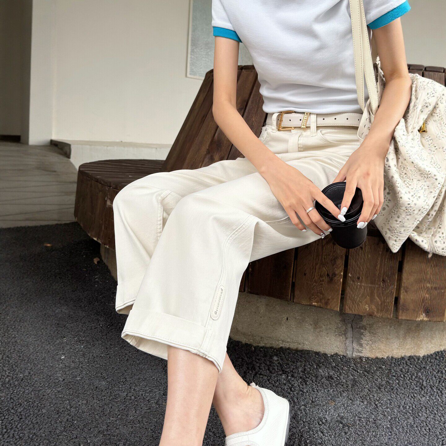 2026春新款杏色直筒牛仔裤女八九分小个子高腰显瘦阔腿休闲法棍裤