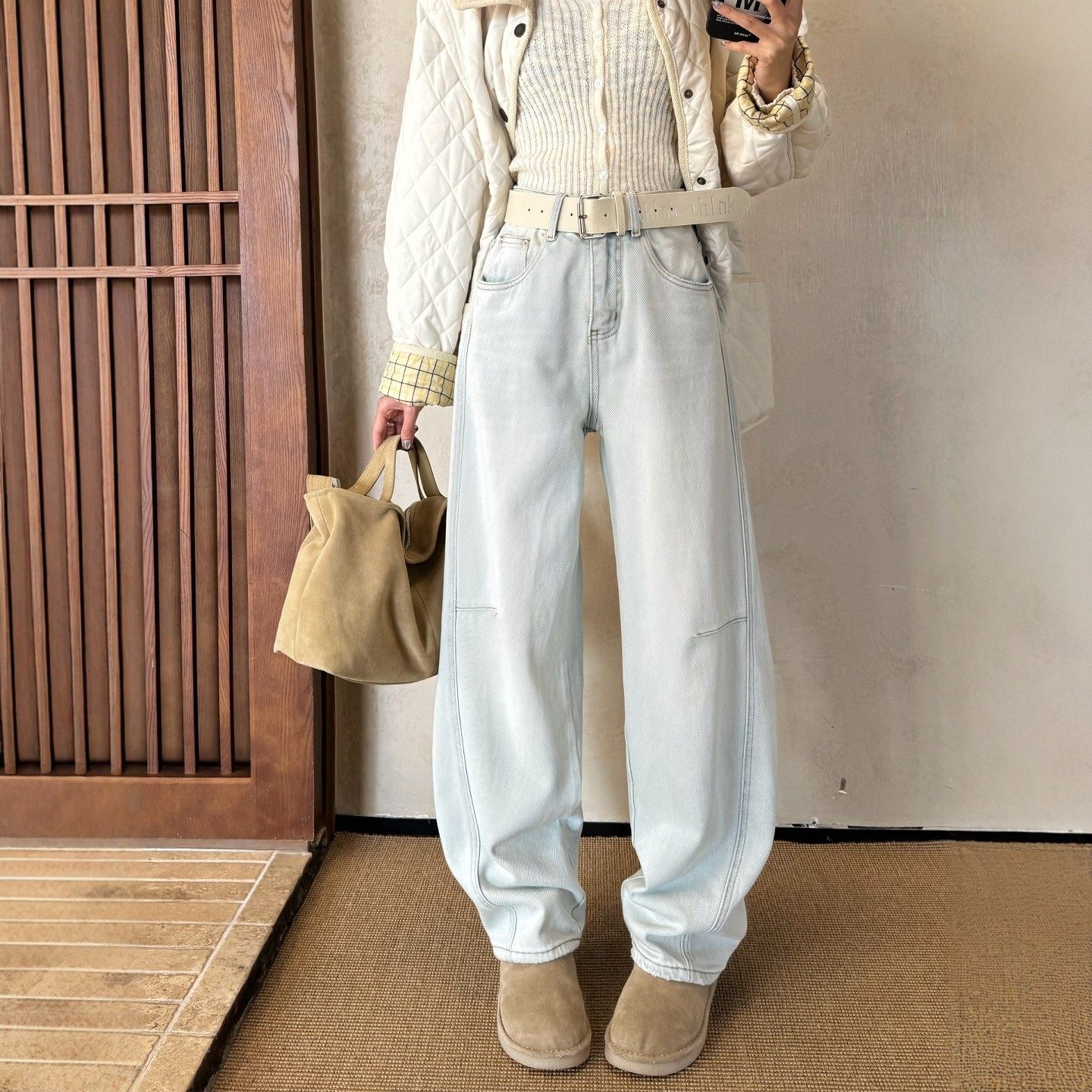 春季新款浅色阔腿牛仔裤女宽松高腰显瘦高个子垂感长裤弯刀拖地裤