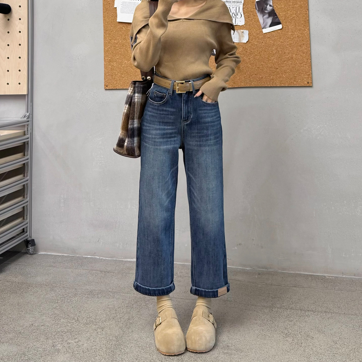 2025冬新款蓝色加绒直筒牛仔裤女