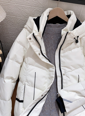 羽绒服女款 冬季高级感 保罗彼得专柜正品连帽时尚百搭DCDD76721