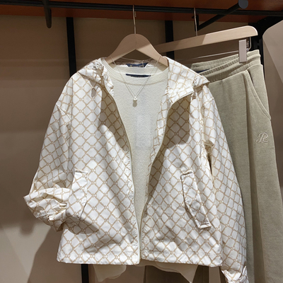 女士春款连帽百搭印花外套