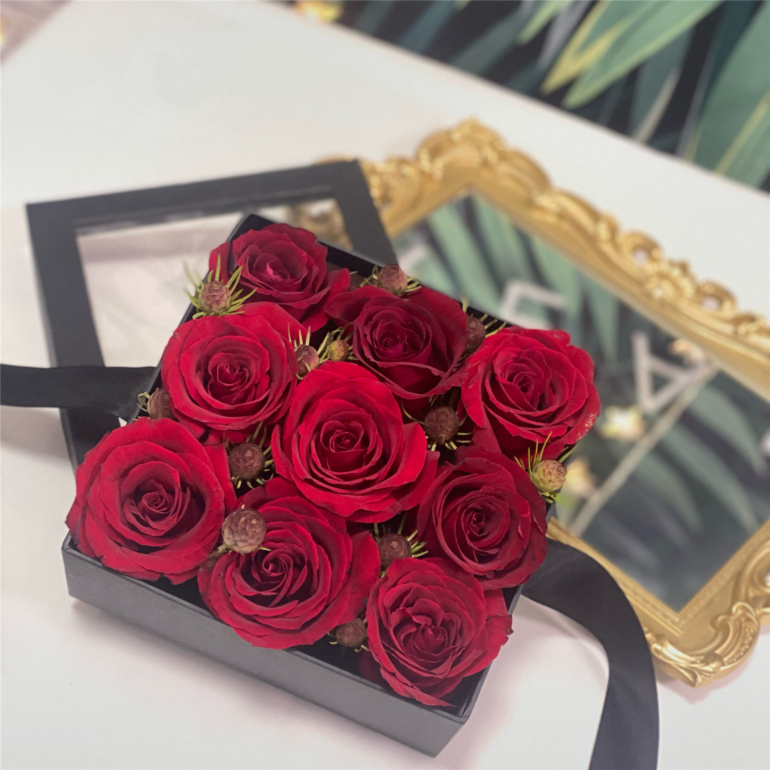 玫瑰花包装盒正方形透明手提花盒永生花礼物盒儿童节鲜花礼盒空盒