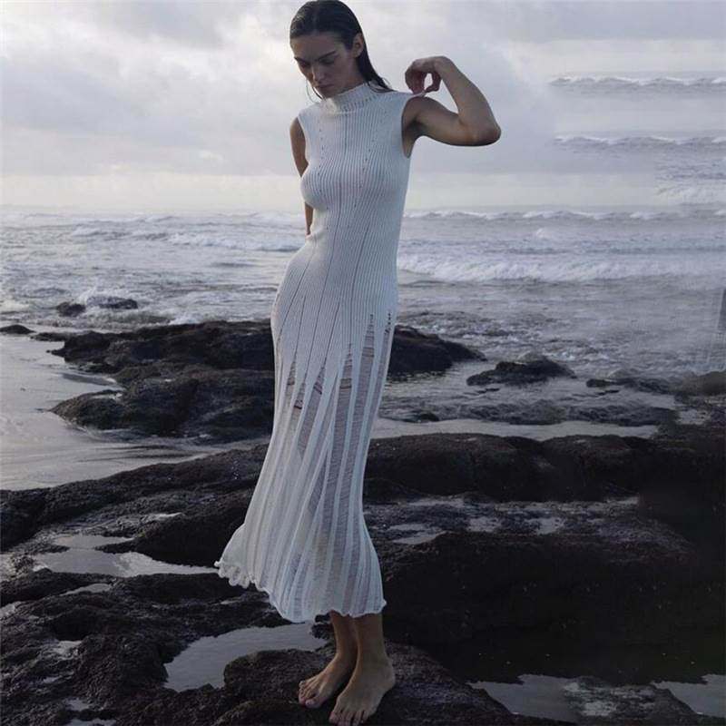 Sleeveless knitted high waisted dress 无袖针织高领高腰连衣裙