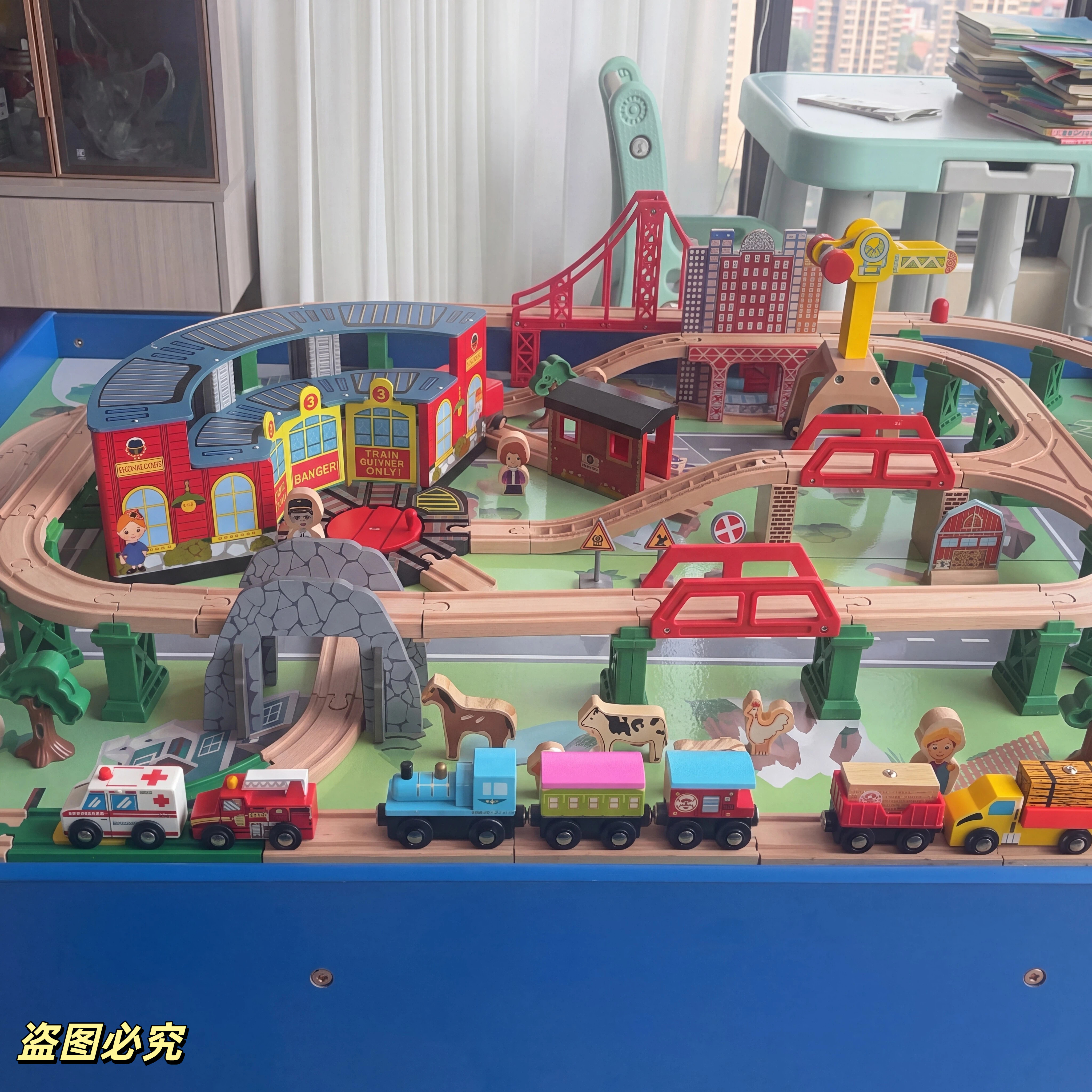 木质环保无味超长火车轨道带桌