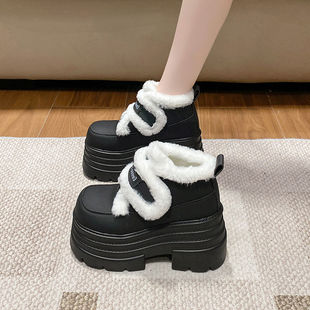 白色毛毛雪地靴女冬季 小个子8cm厚底增高加绒保暖魔术贴短靴 新款