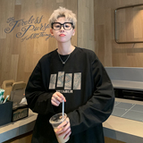 黑色