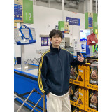 藏青色