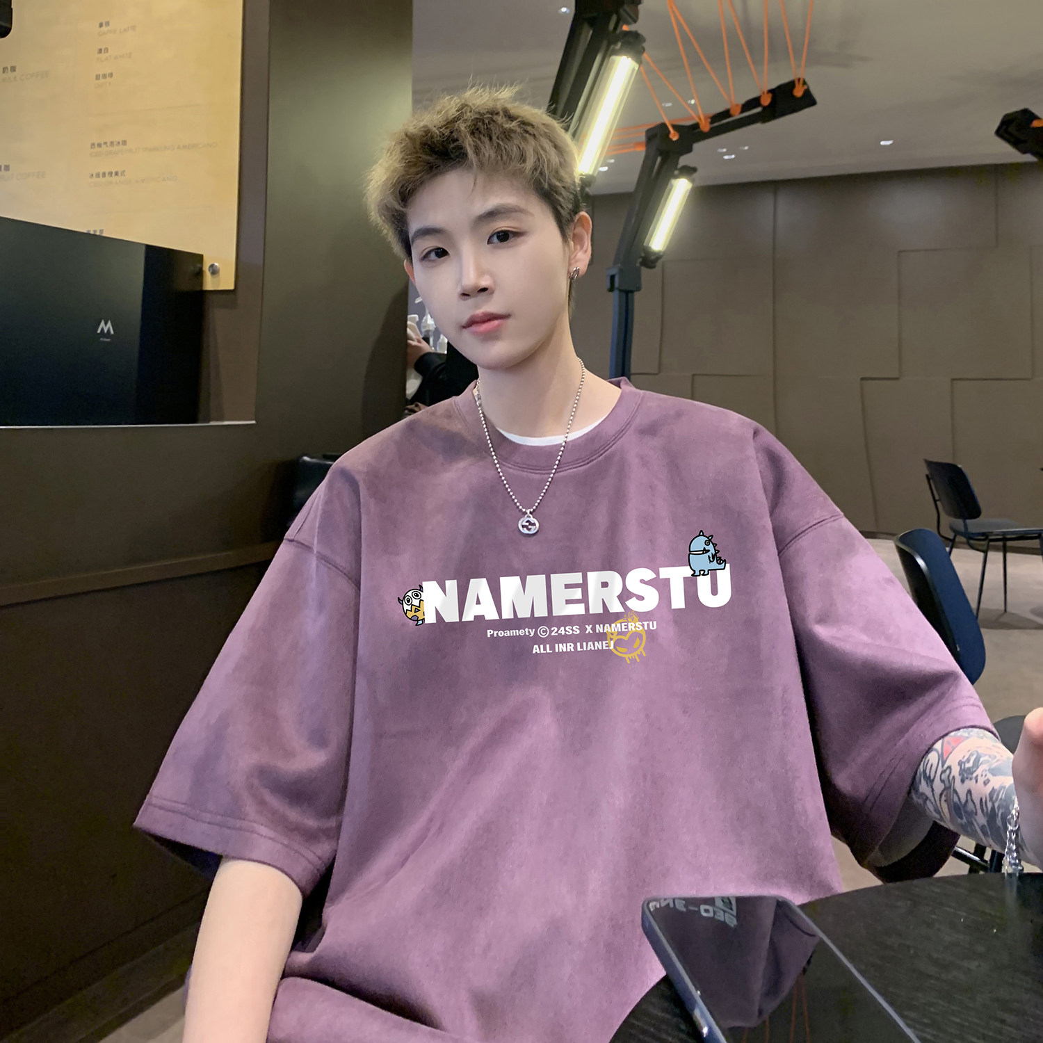 卡通印花麂皮绒圆领短袖T恤男夏季美式复古潮牌青少年痞帅半截袖,男装T恤,电商A336