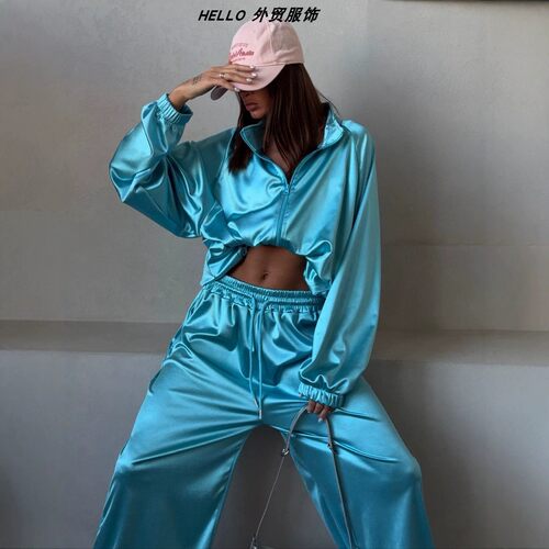 Loose Short Satin Top Sports Fashion Set宽松缎面运动时尚套装