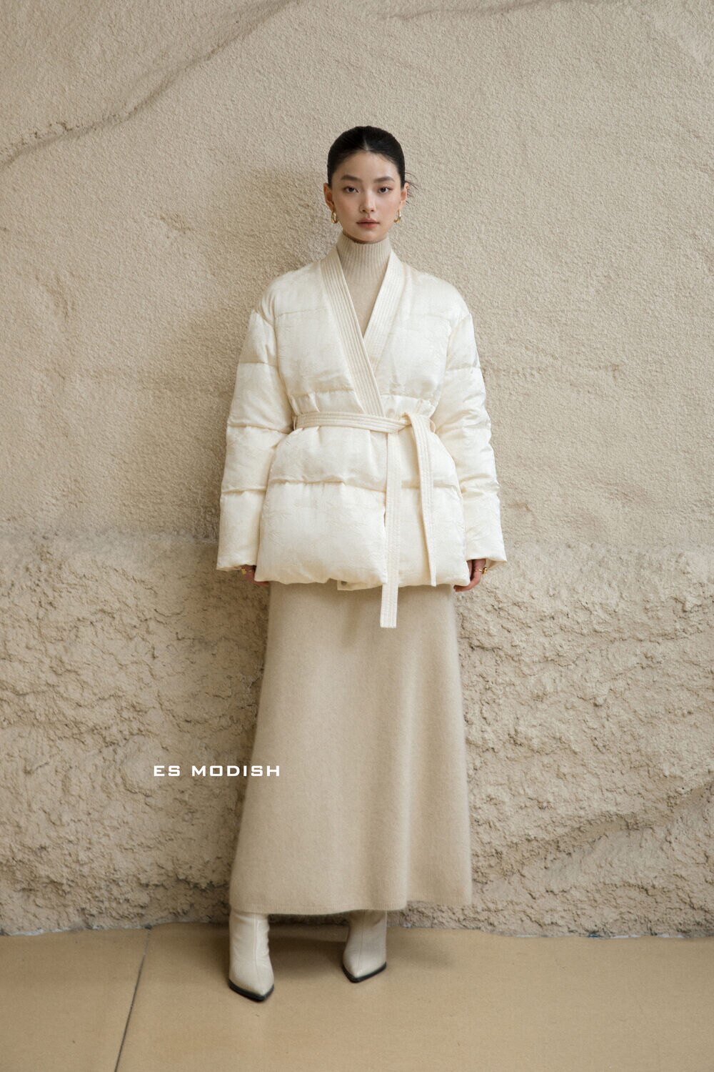 ES MODISH正品2024年冬季新款国风提花加厚保暖V领保暖羽绒服外套