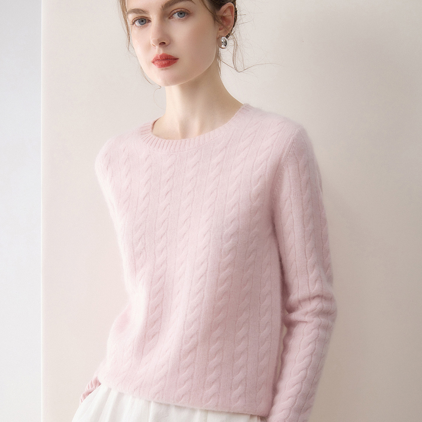 经典百搭麻花纹圆领100%山羊绒衫女针织毛衣软糯亲肤纯色套头上衣,女装/女士精品,羊绒衫,淘宝优惠券,粉丝福利购,淘宝优惠卷