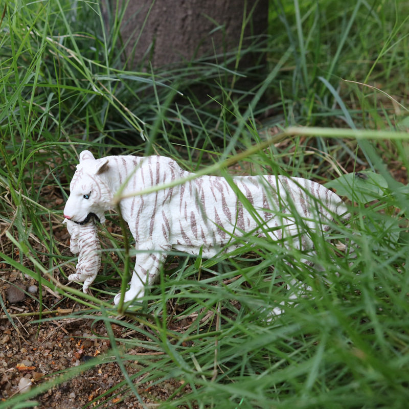 시뮬레이션된 야생 동물 모델 고체 정적 인형 어린이 플라스틱 장난감 시베리아 호랑이 호랑이 장식