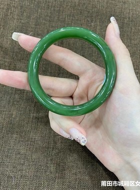 2025天然新疆和田玉手镯菠菜绿少女款细圆条碧绿色真和田玉手镯子