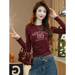 秋冬季2025新款时尚百搭安卡拉红长袖T恤女装显瘦洋气打底衫上衣